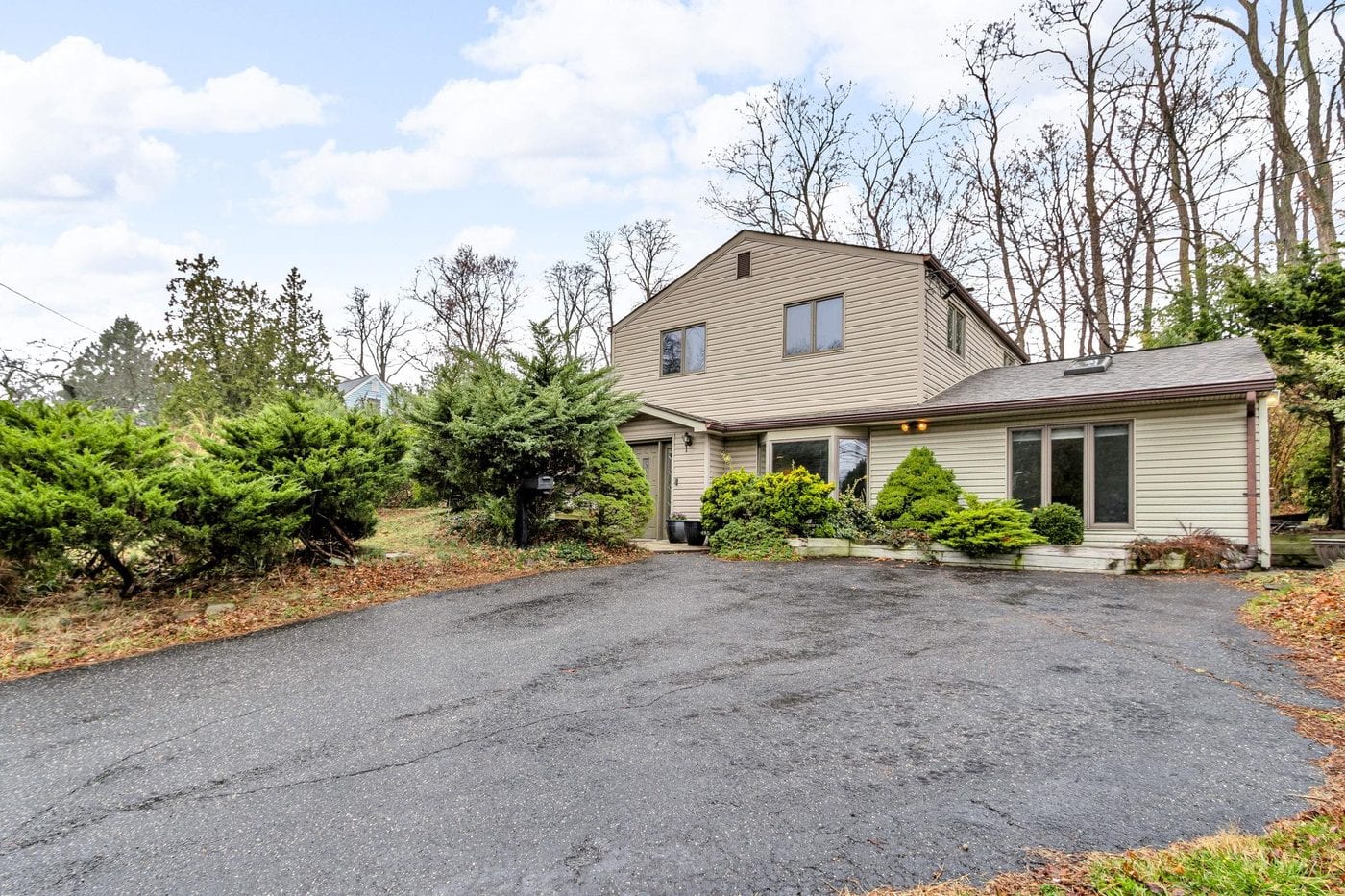 2 Homestead Lane