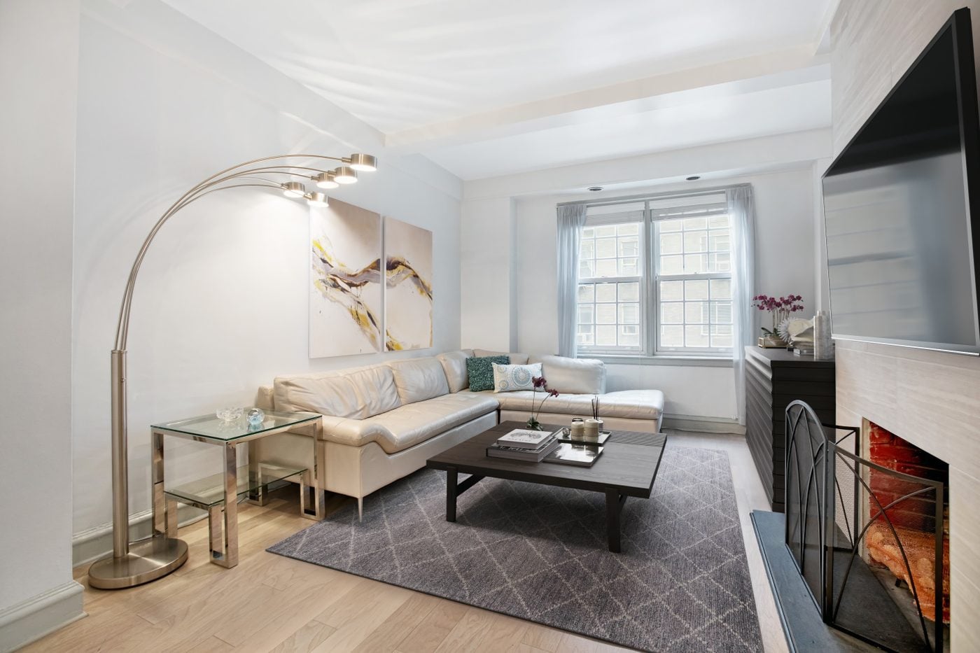 27 West 55th Street, Unit 52