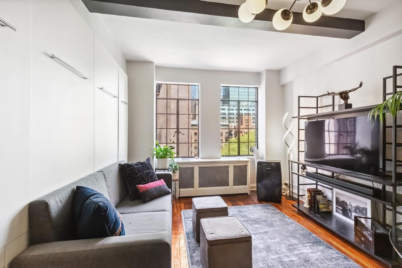 320 East 42nd Street, Unit 1002