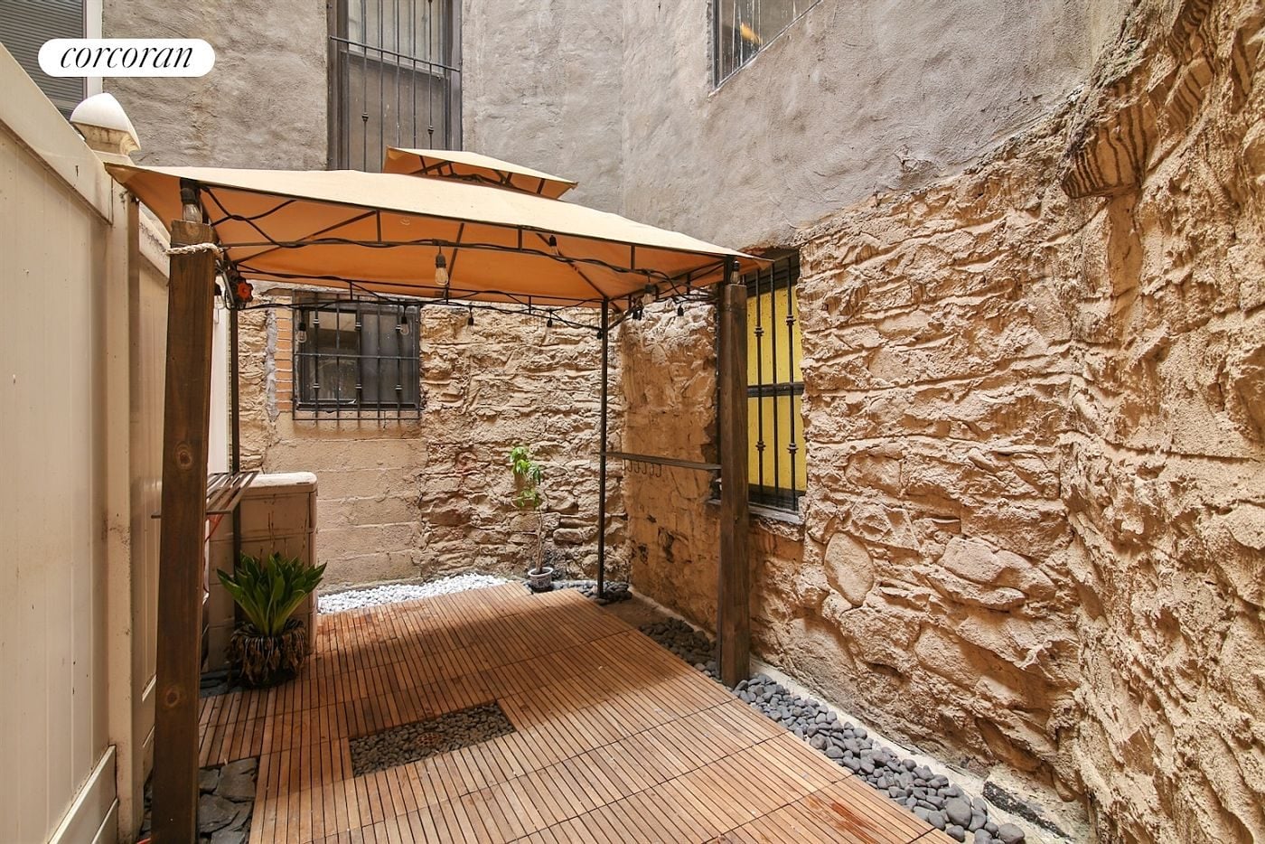 943 Saint Marks Avenue, Unit 1B