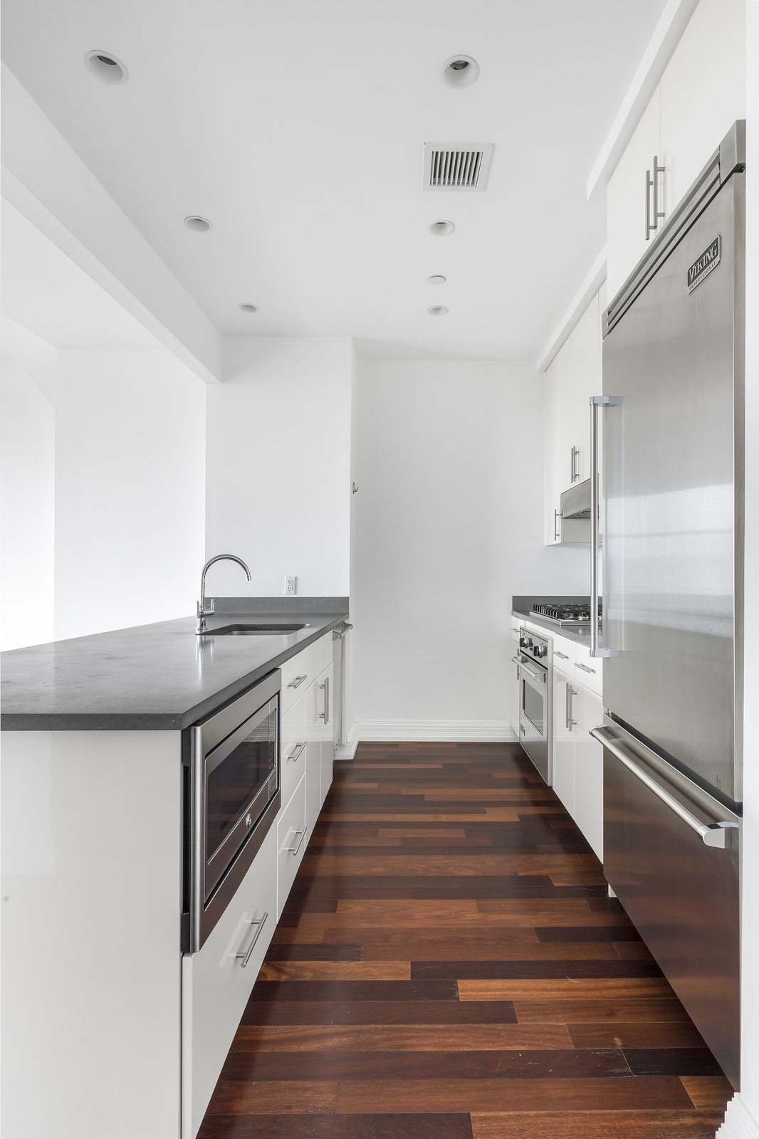 1 Hanson Place, Unit 10C — photo 3