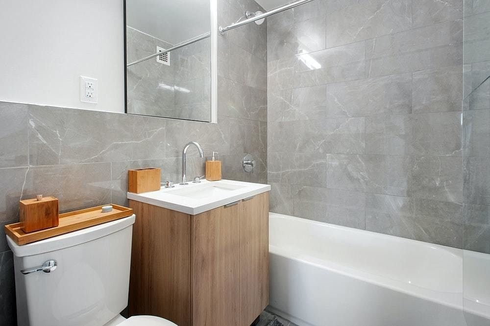 1309 5th Avenue, Unit 33F — photo 1