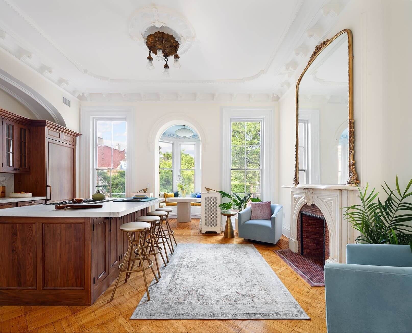 141 St. James Place — photo 3