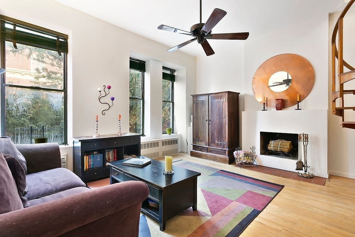 149 West 85th Street, Unit 4 — photo 1