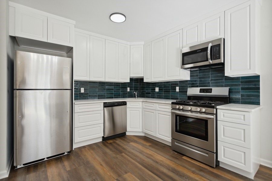 2015 Arthur Avenue, Unit 3 — photo 2