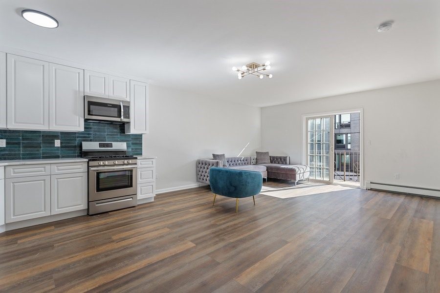 2015 Arthur Avenue, Unit 3 — photo 1