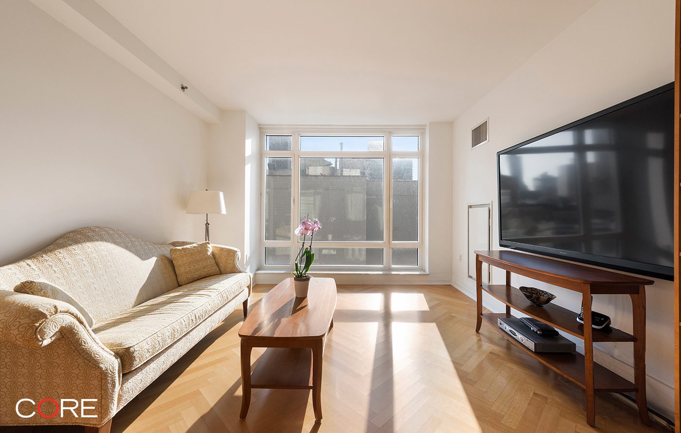 205 East 85th Street, Unit 7B — photo 1