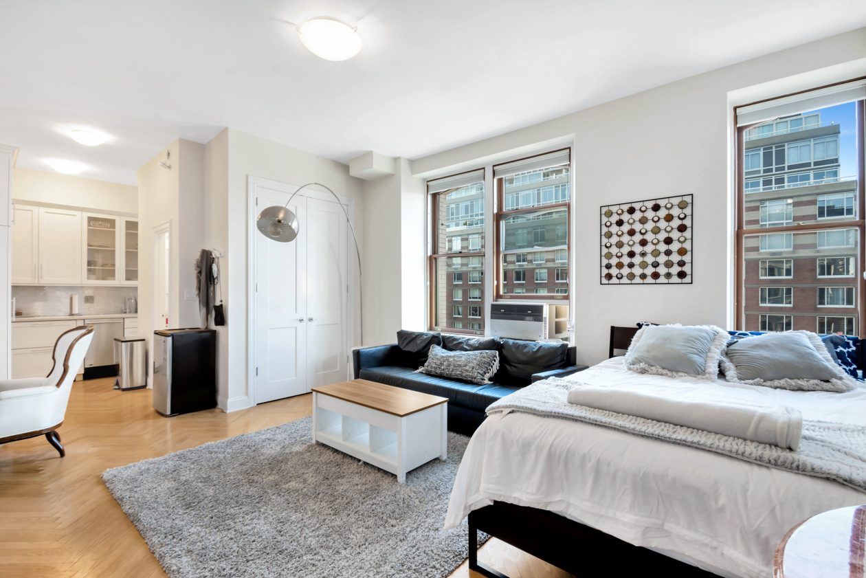 225 West 86th Street, Unit 815A — photo 2