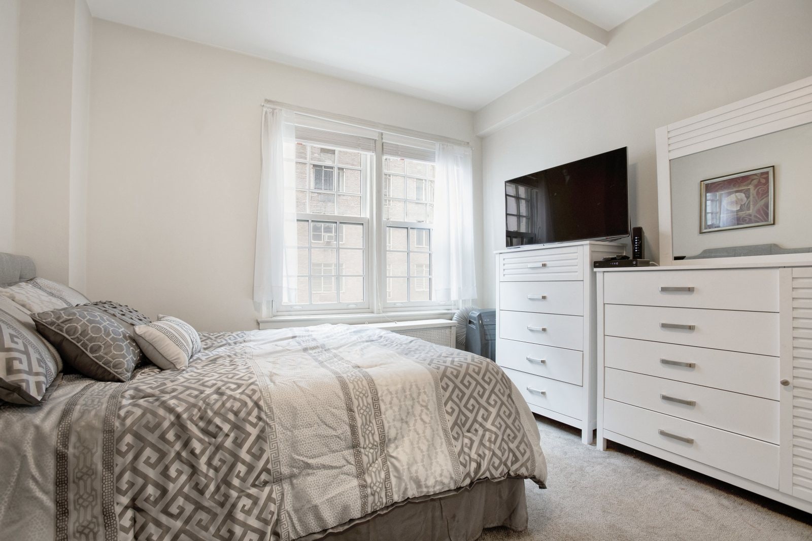 27 West 55th Street, Unit 52 — photo 5