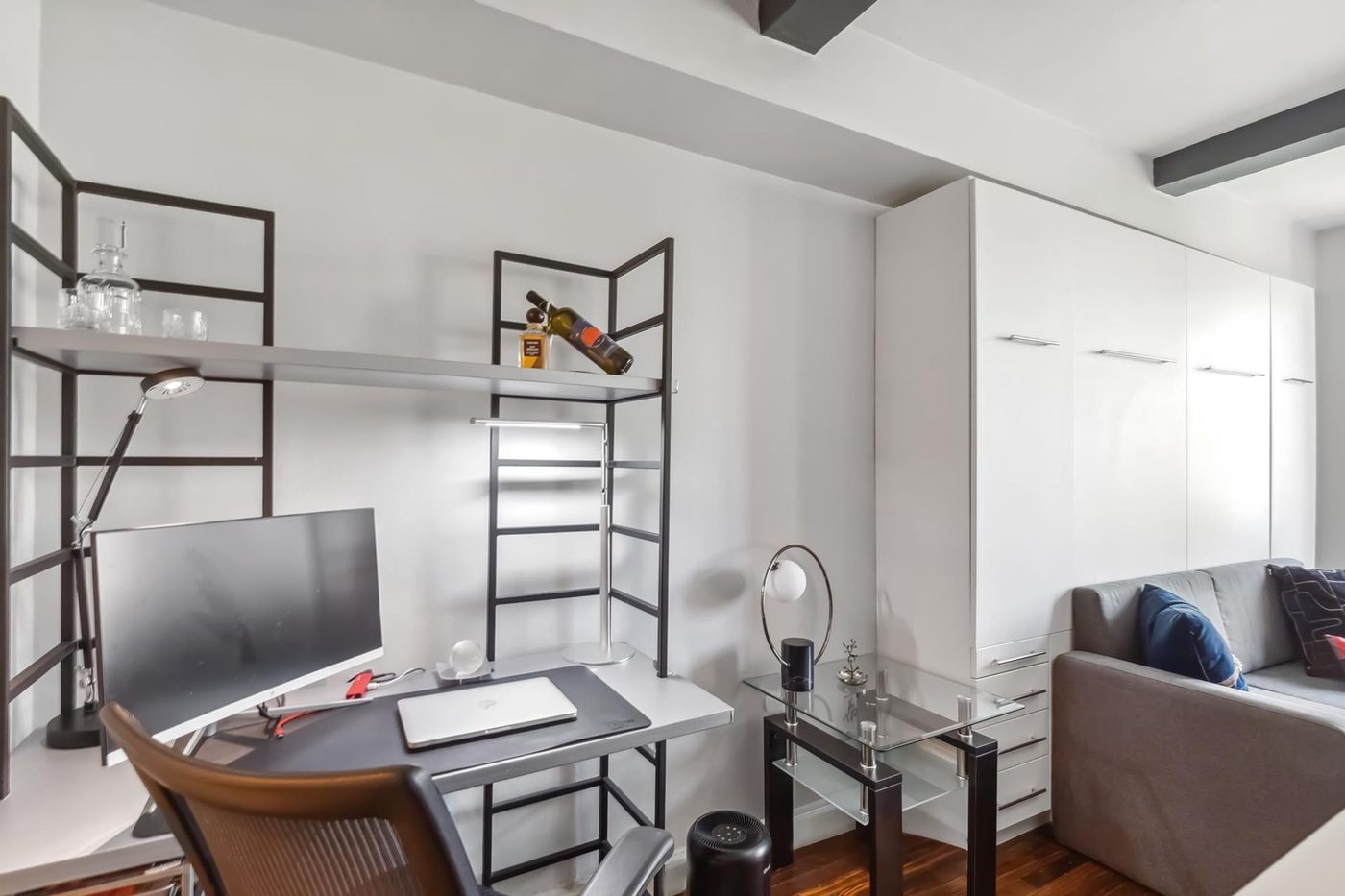 320 East 42nd Street, Unit 1002 — photo 3