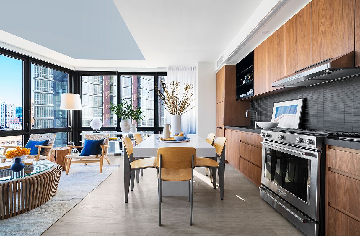 41 Blue Slip, Unit 3A — photo 1