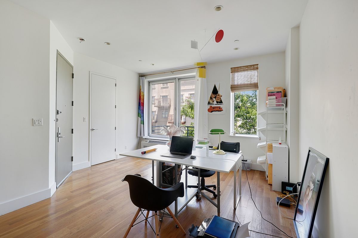 582 Marcy Avenue, Unit 3A — photo 2
