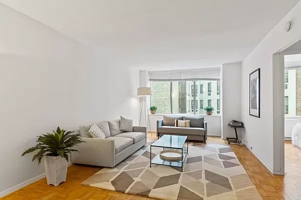 61 West 62nd Street, Unit 9C — photo 2