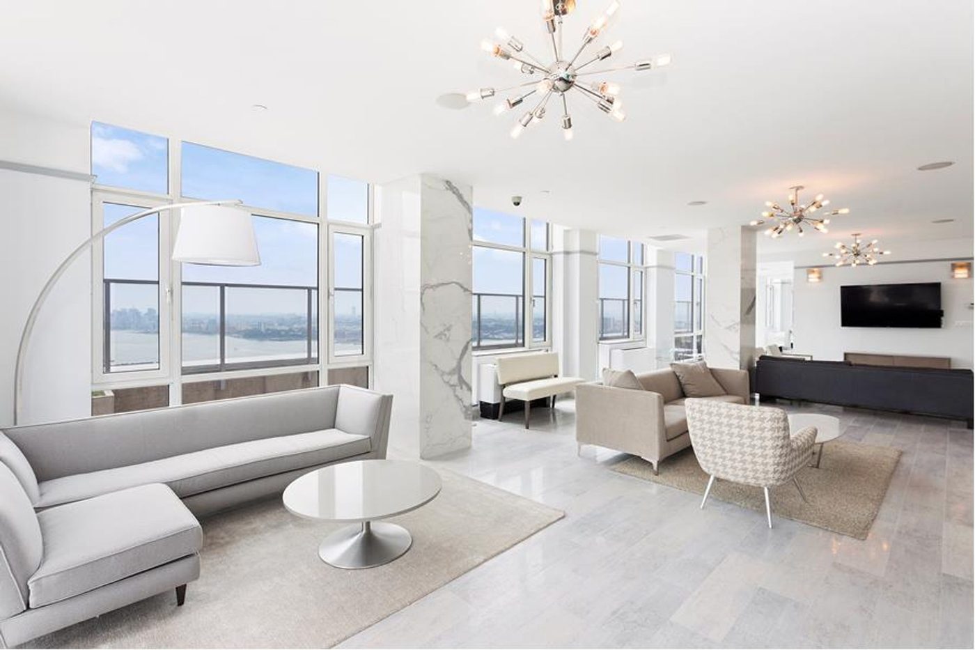 635 West 42nd Street, Unit 10E — photo 2