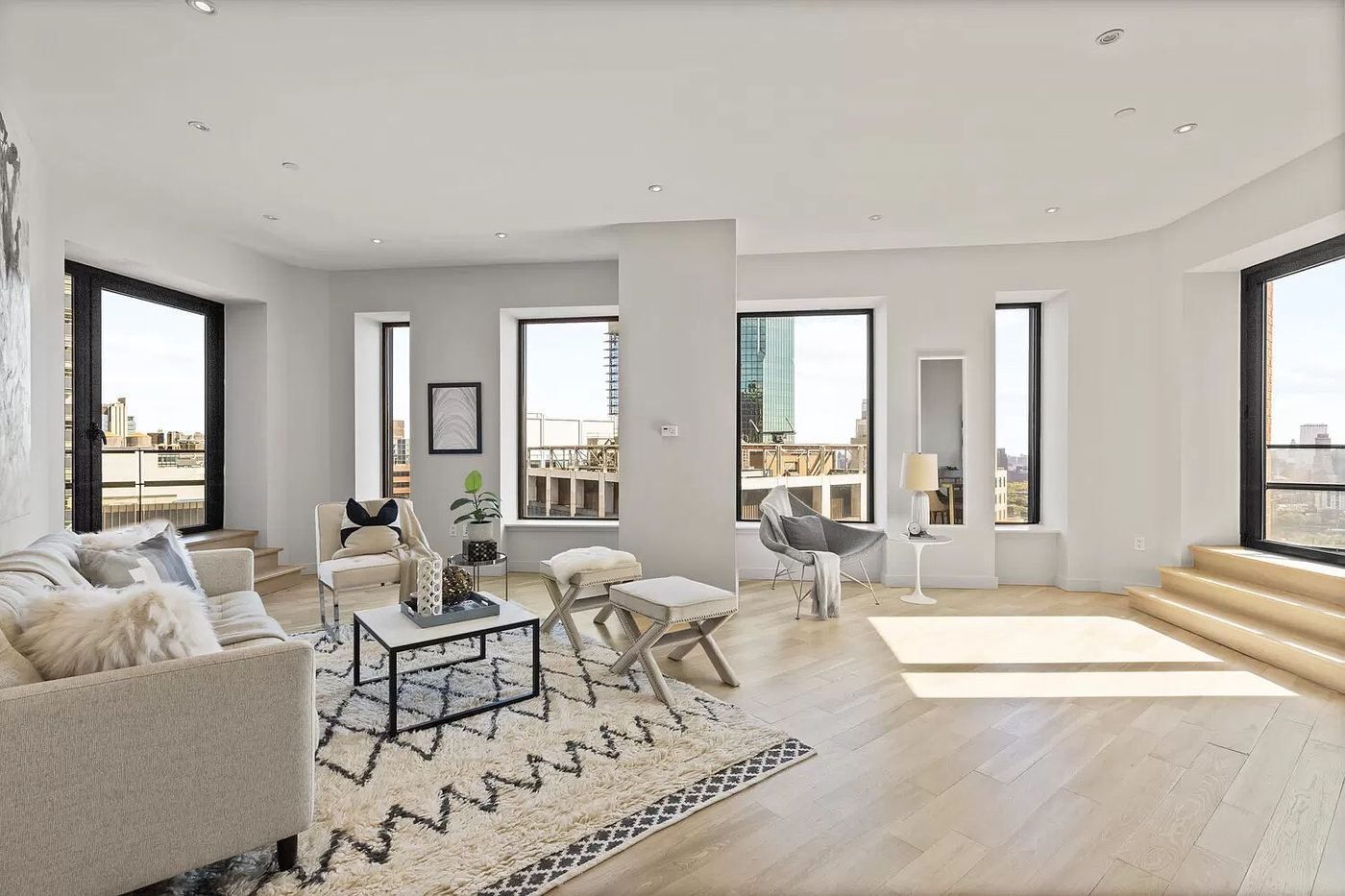 75 Wall Street, Unit 35O — photo 1