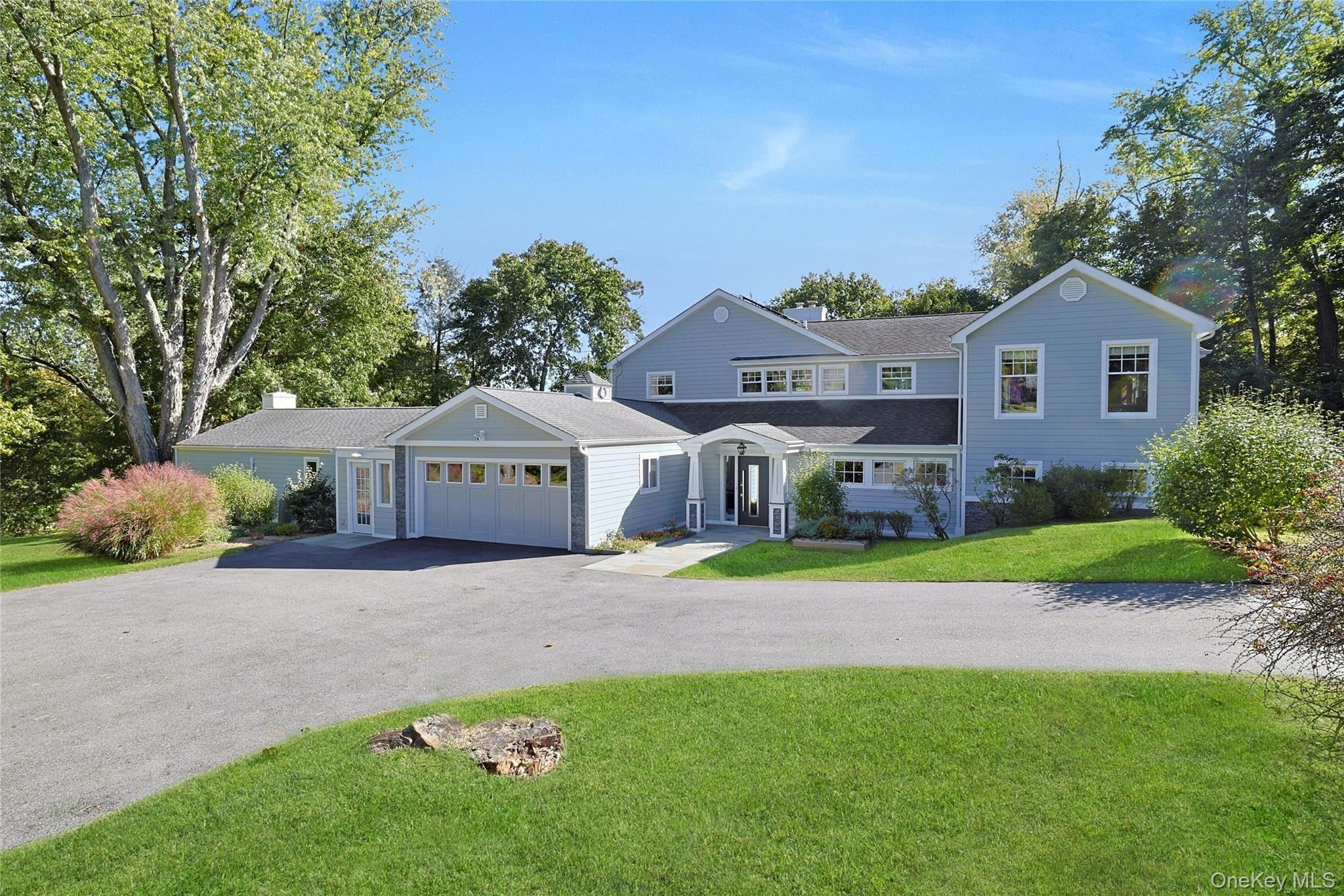 95 Round Hill Road — photo 3