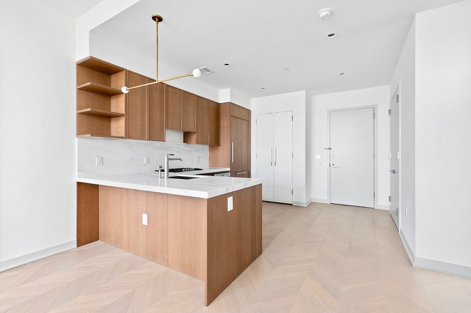 180 Front Street, Unit 11B — photo 4