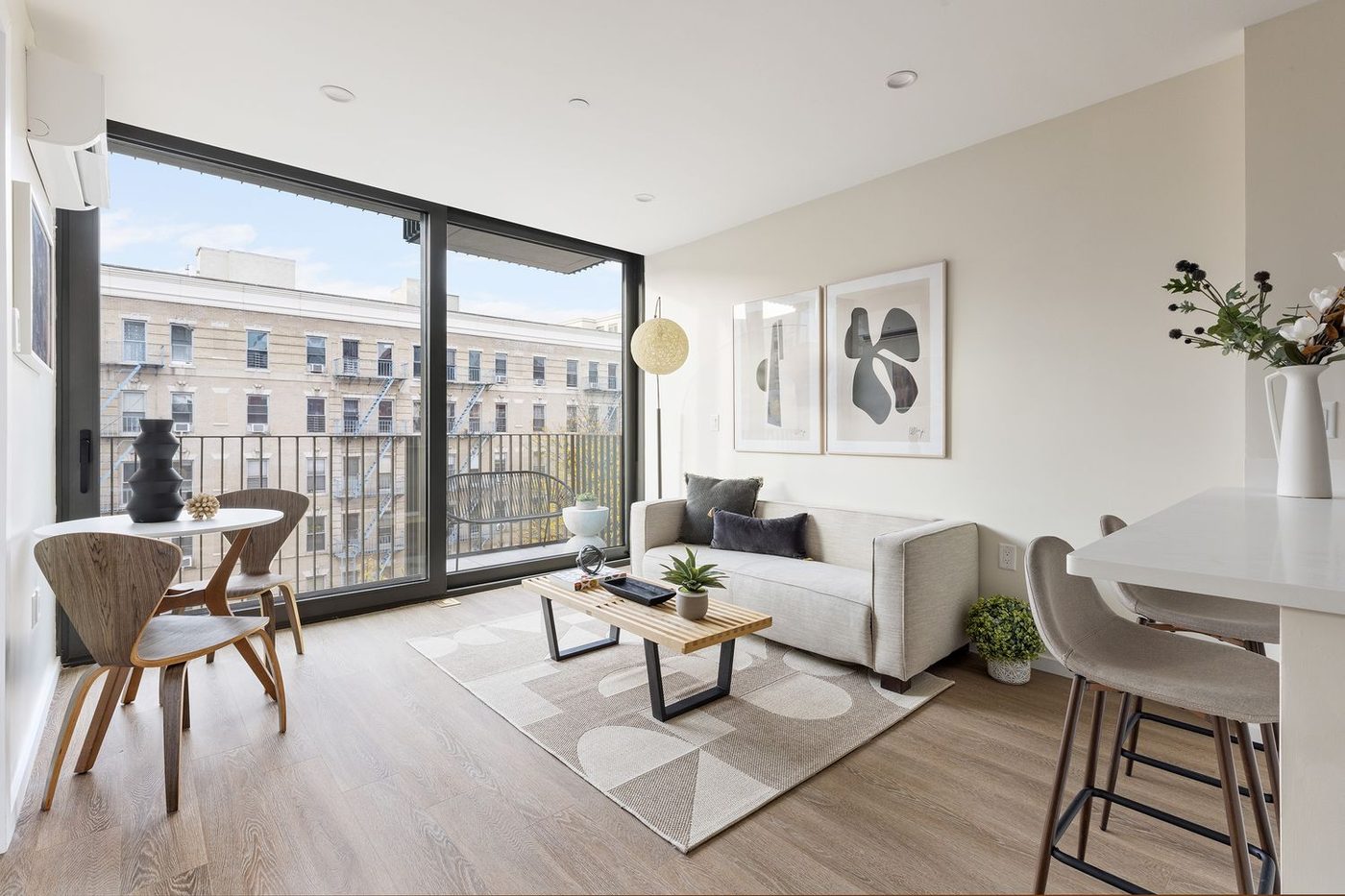 2750-2754 2754 Frederick Douglass Boulevard, Unit PHB — photo 1