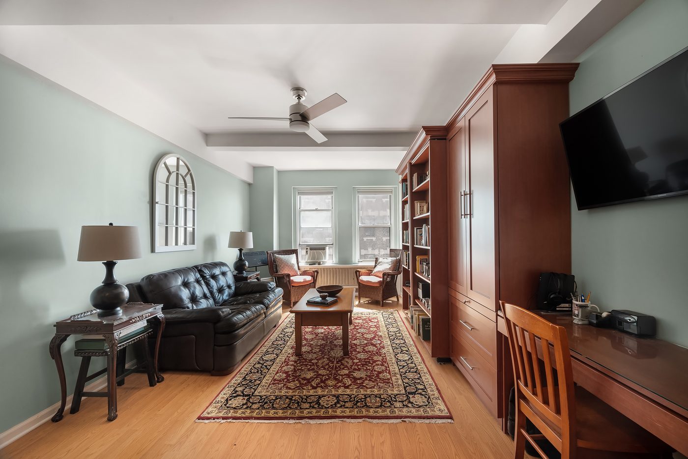 310 Riverside Drive, Unit 709 — photo 2