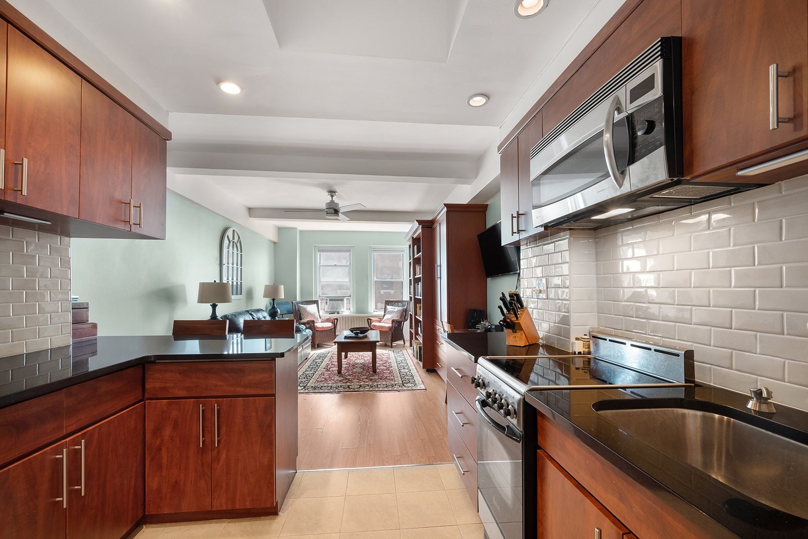 310 Riverside Drive, Unit 709 — photo 6