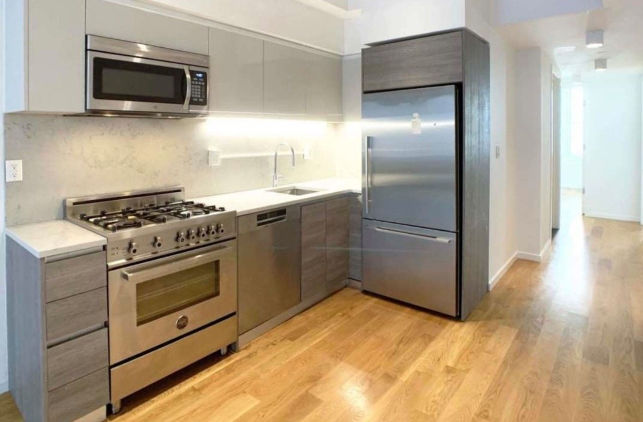 321 Canal Street, Unit 2 — photo 4