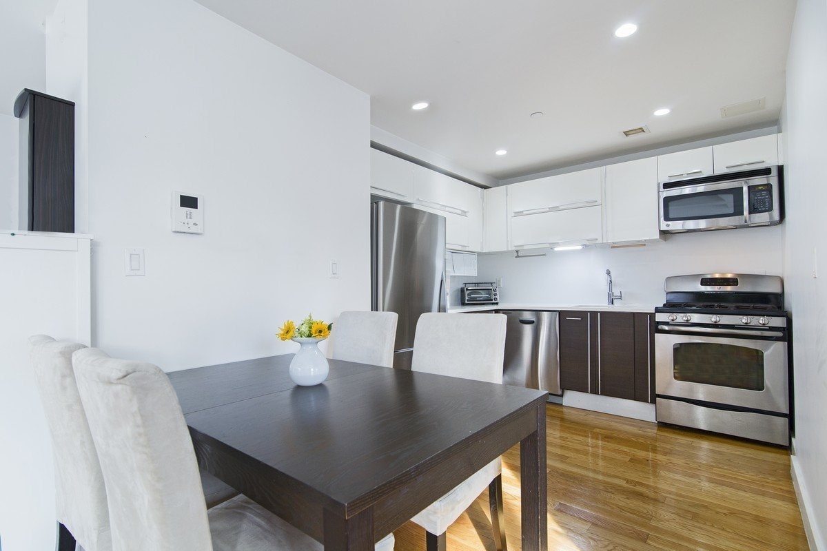35-40 30th Street, Unit 5K — photo 4
