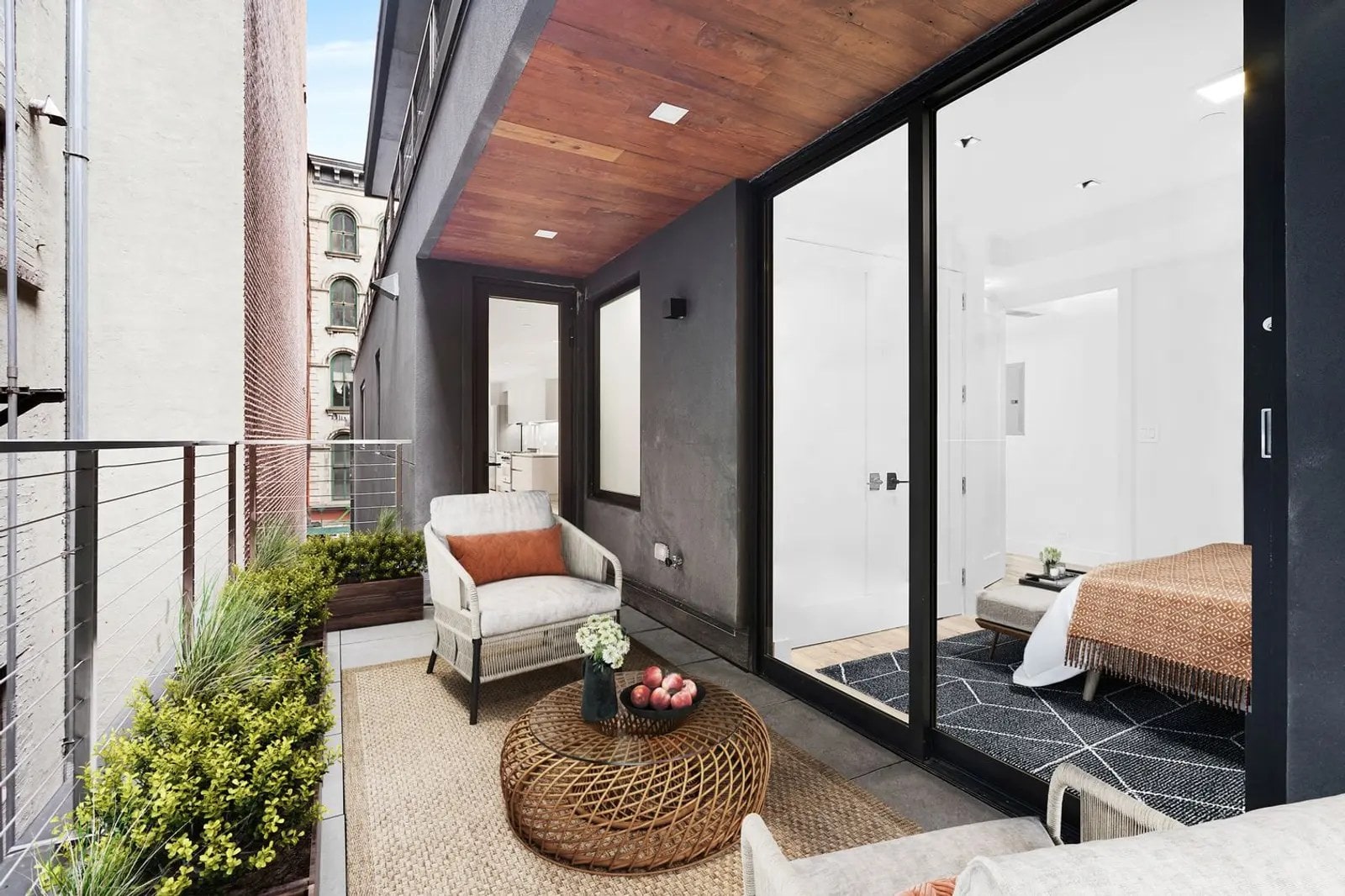 35 Walker Street, Unit 3 — photo 3